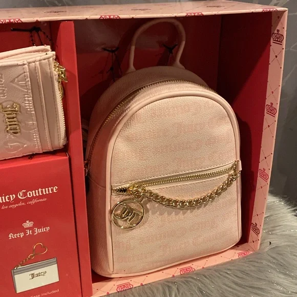 BNWT JUICY COUTURE Pink Blush Backpack and Card Case Wallet Gift Box Set